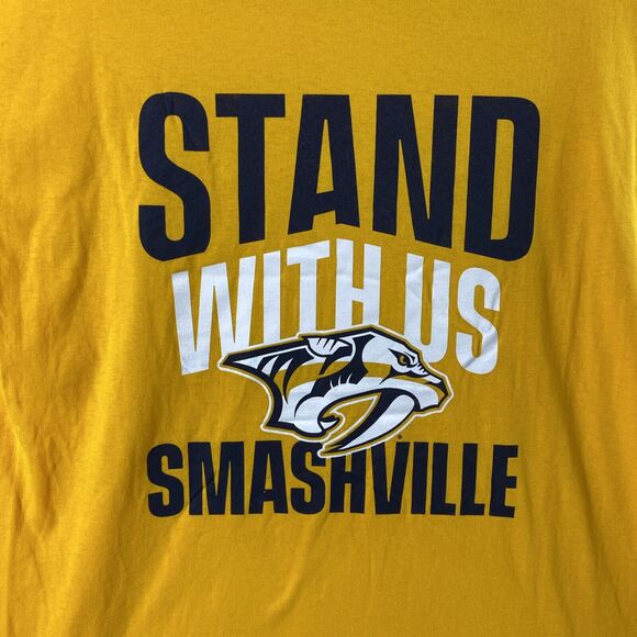 Nashville Predators T Shirt Mens XL Short Sleeve Smashville Hockey Team - Picture 2 of 10